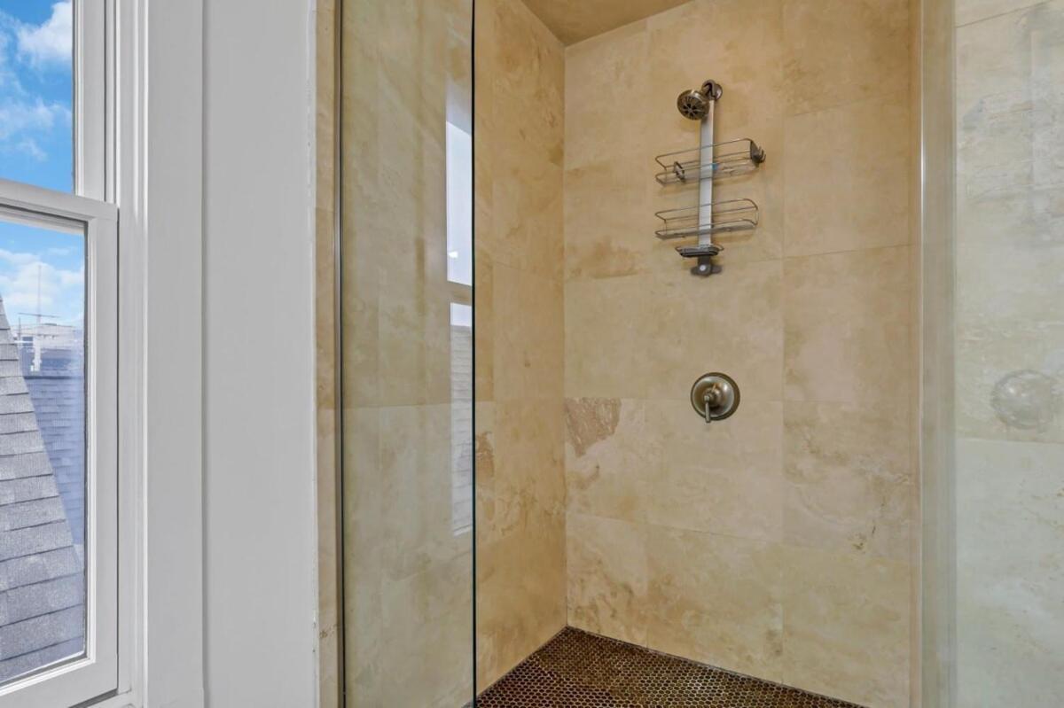 Housepitality - The Columbus Game House - 2 Br Villa ภายนอก รูปภาพ